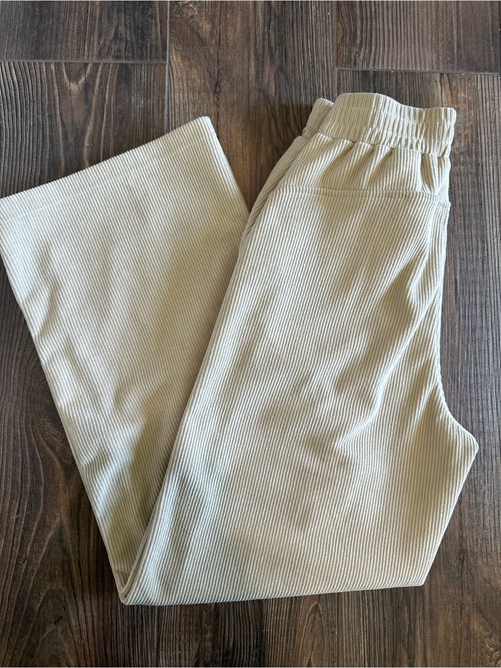 HALARA Wide-Leg Ribbed Corduroy Pants in Cream Beige - Picture 2 of 15